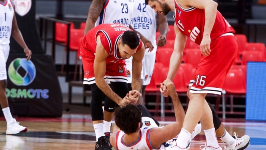 Vasilije Micić (Efes)