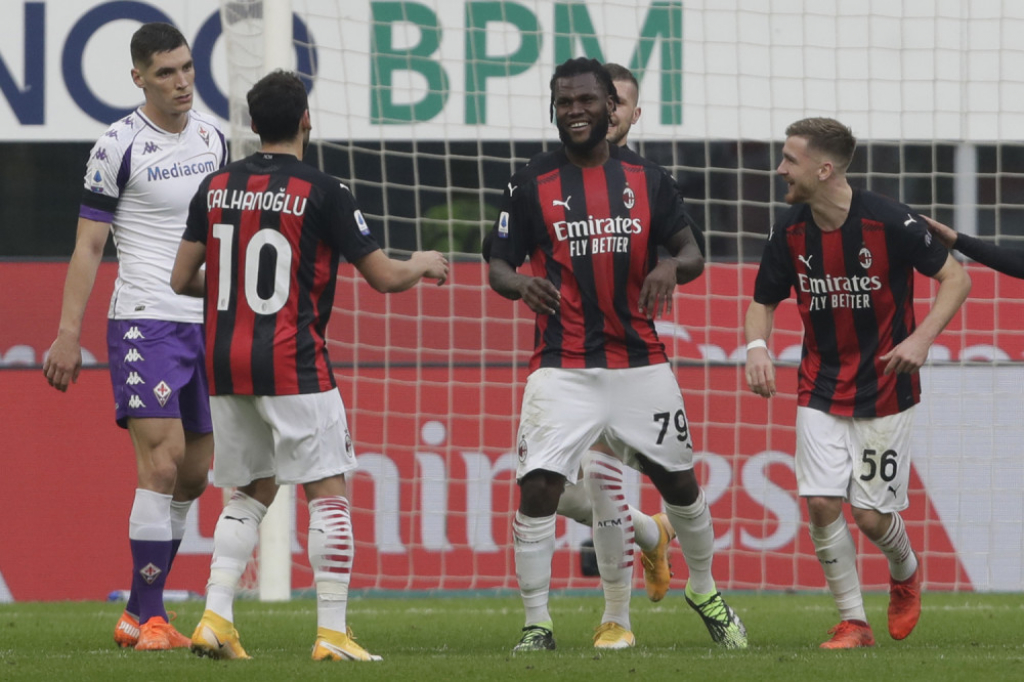 Frenk Kesi (Milan) i Nikola Milenković (Fjorentina)