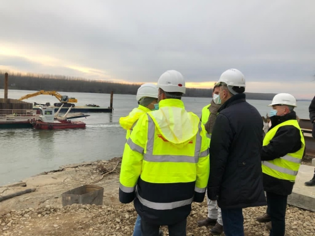 Aleksandar Antić , sa direktorom kompanije Azvirt u Srbiji