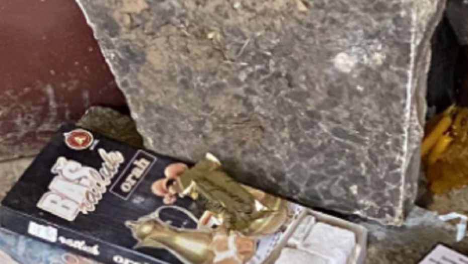 Džej Ramadanovski ulaz u zgradu