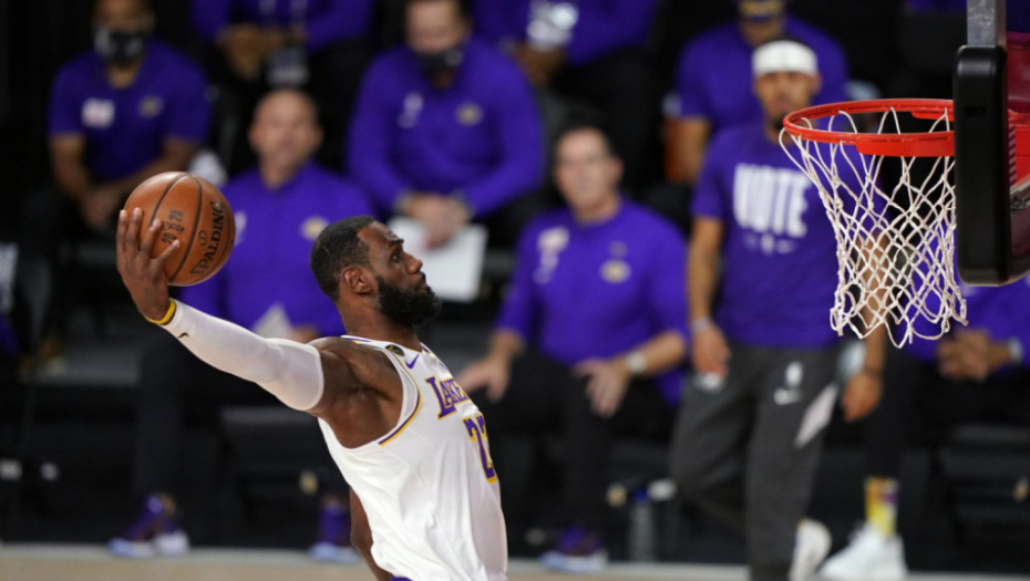 Lebron Džejms (Los Anđeles Lejkers)