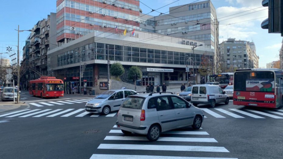 Pešački prelaz Dom Omladine