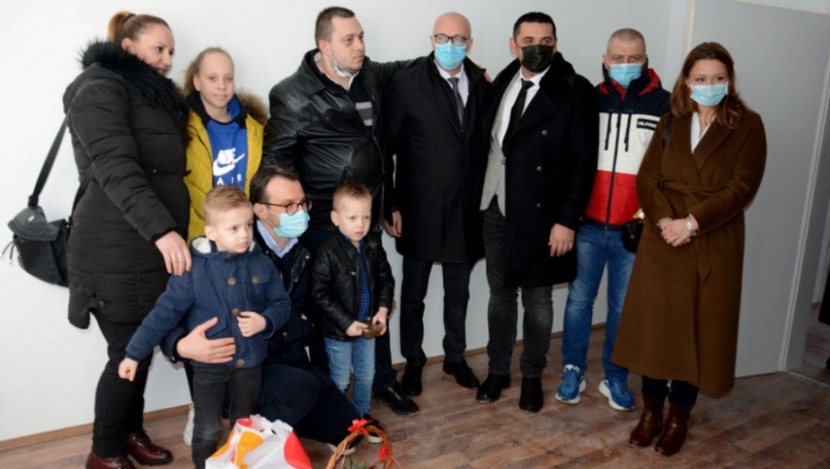 Petković uručio ključeve