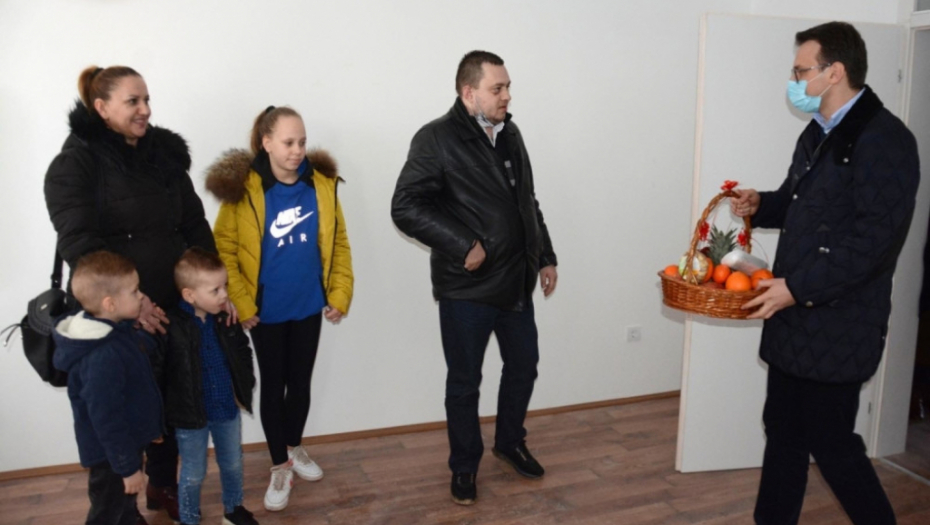 Petković uručio ključeve