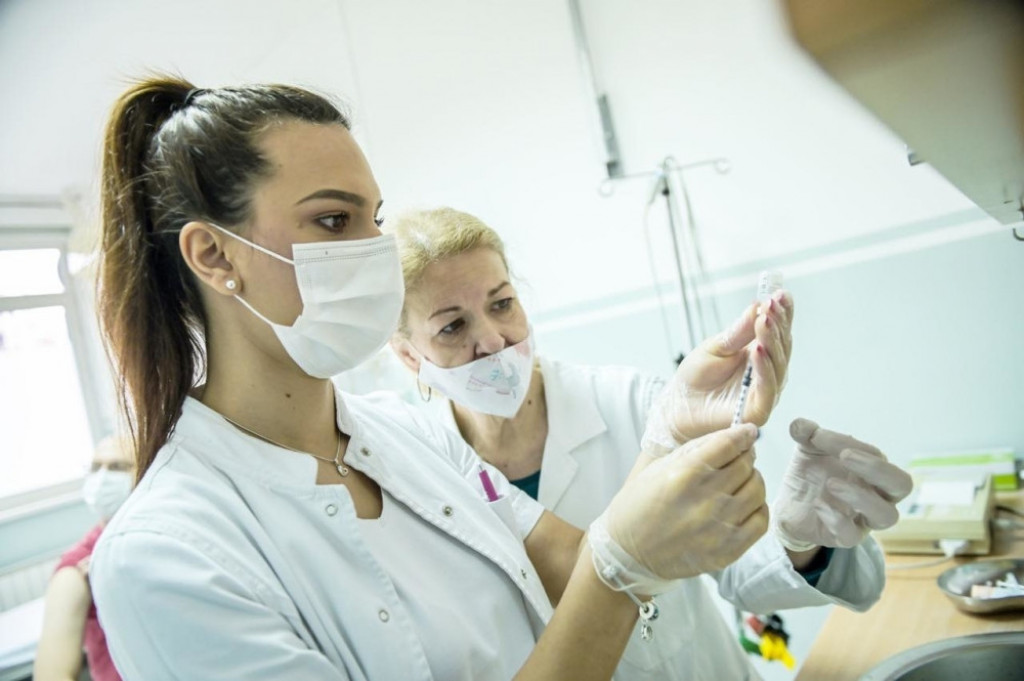 Vakcinacija zdravstvenih radnika