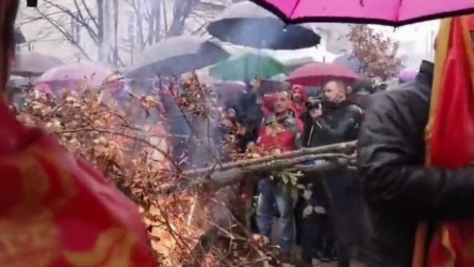 Paljenje badnjaka u CG