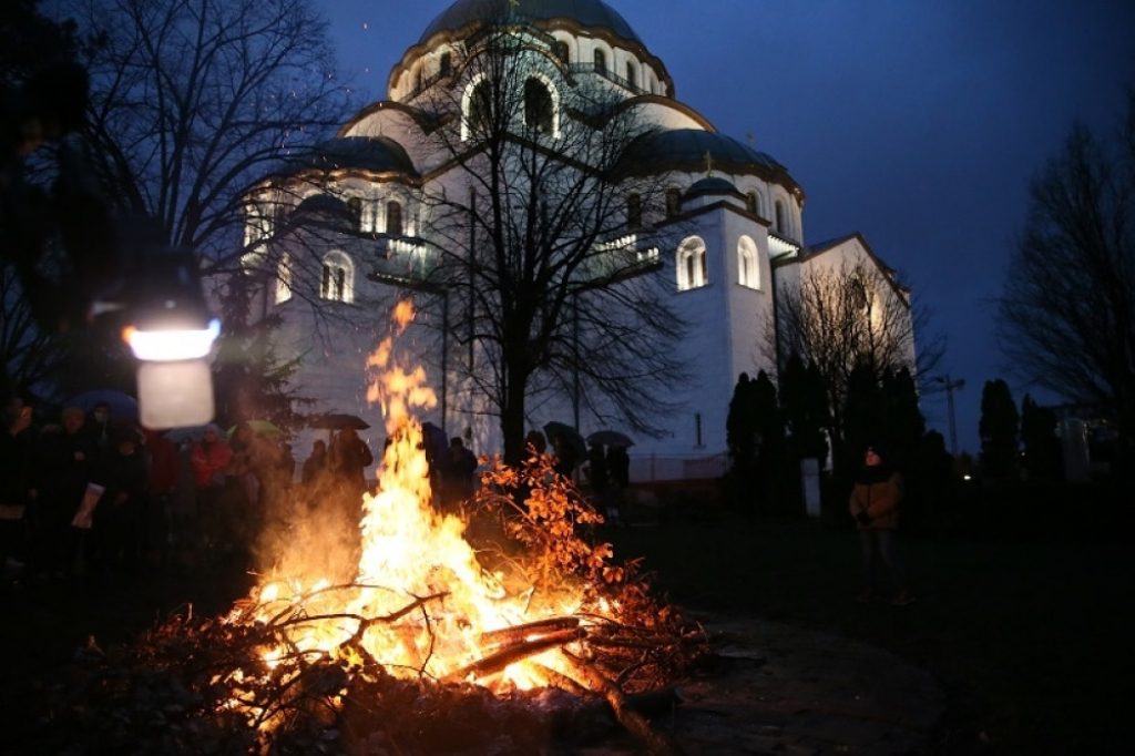Badnje veče, badnjak, hram Svetog Save