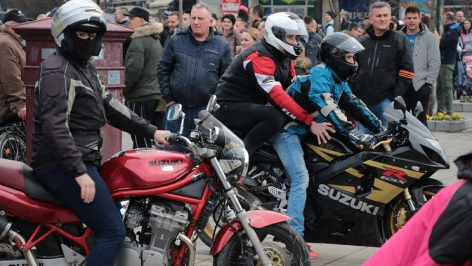 Spektakl na ulicama Čačka