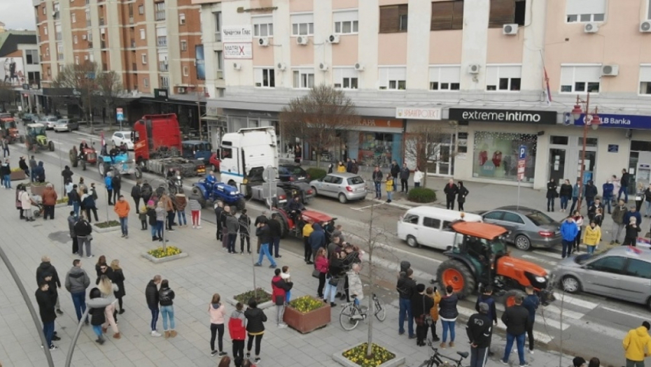 Spektakl na ulicama Čačka