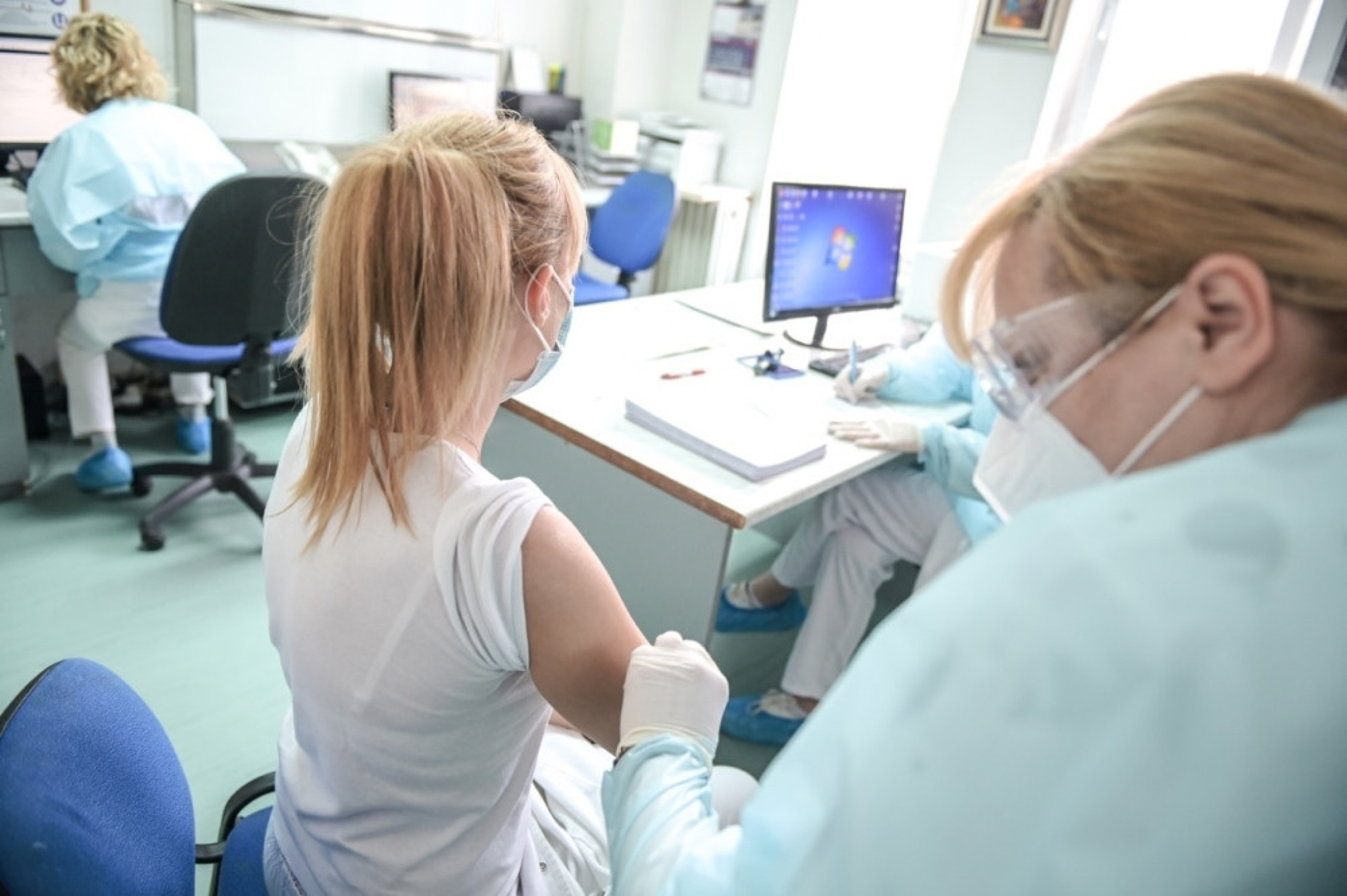 Većina medicinara želi da se vakciniše