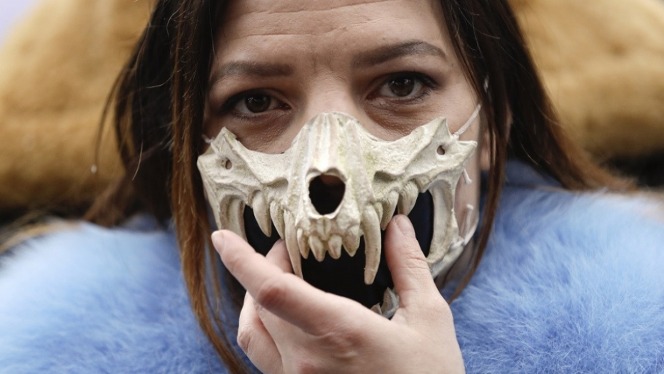 Češka, maske, protesti, Prag