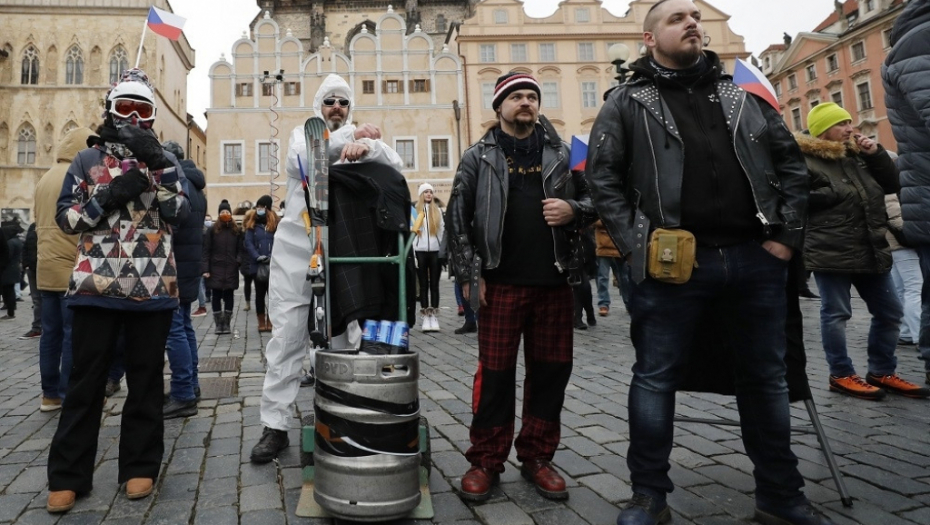 Češka, maske, protesti, Prag