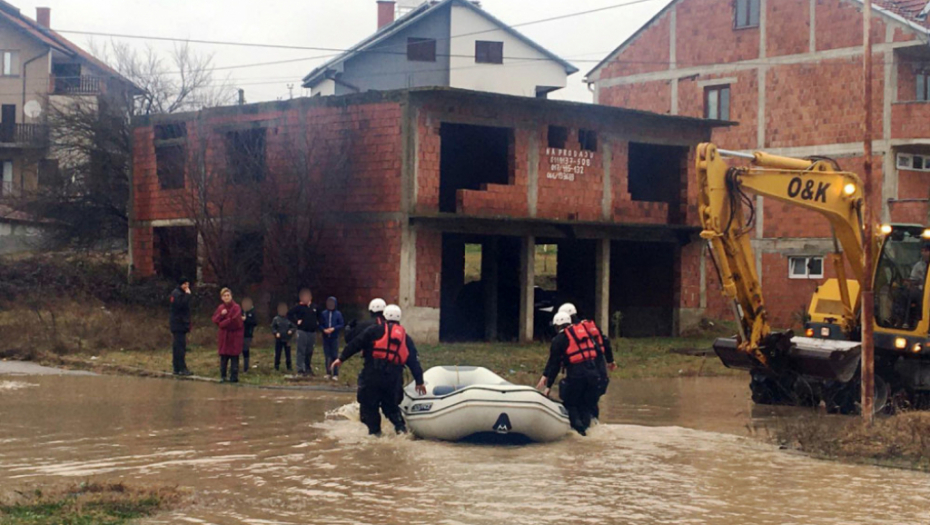 Padavina, kiša, spasavanje iz poplava