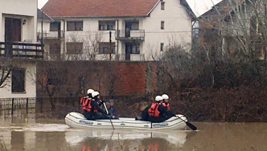 Padavina, kiša, spasavanje iz poplava