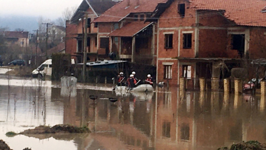 Padavina, kiša, spasavanje iz poplava