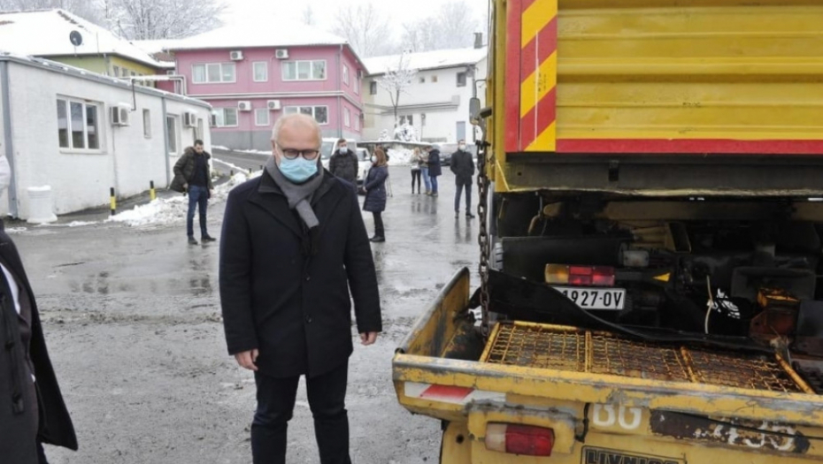 Goran Vesić. sneg, kamion, čišćenje snega