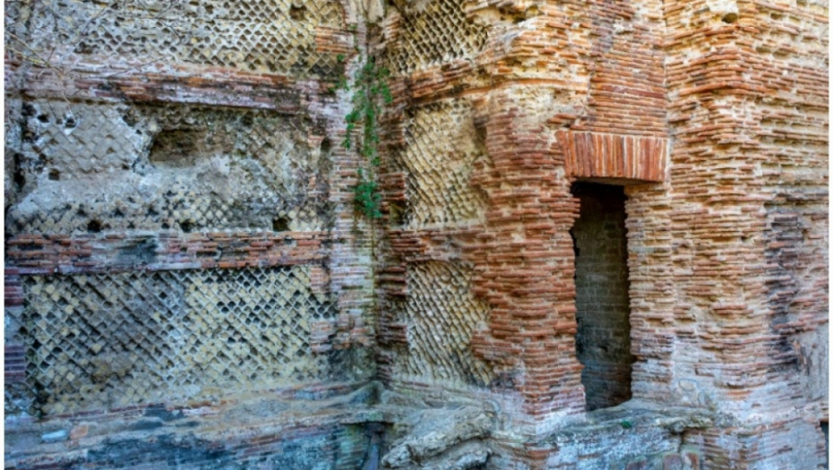 istorija, baia, italija