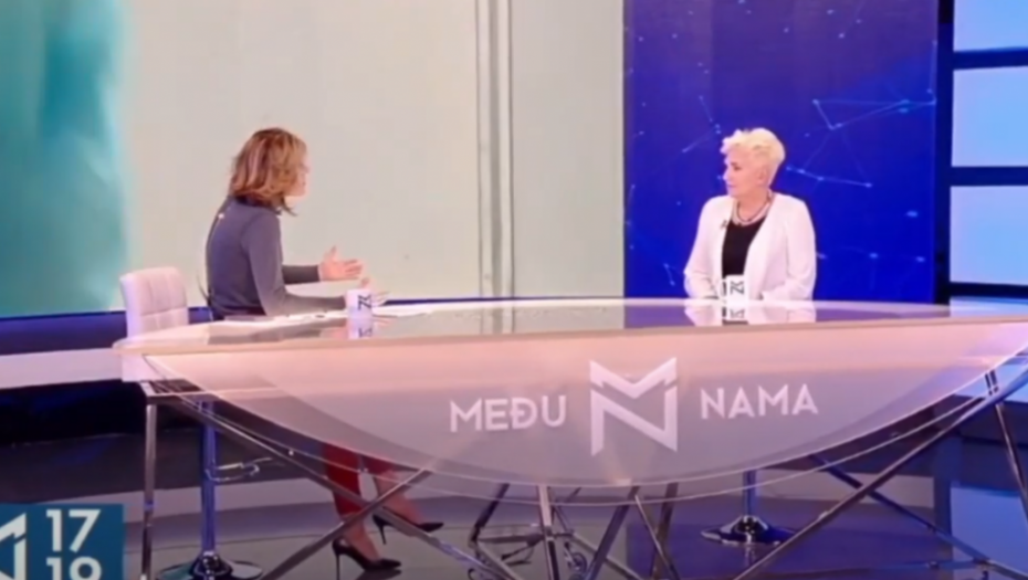 Novinarka NIN-a kritikuje postupak vakcinacije