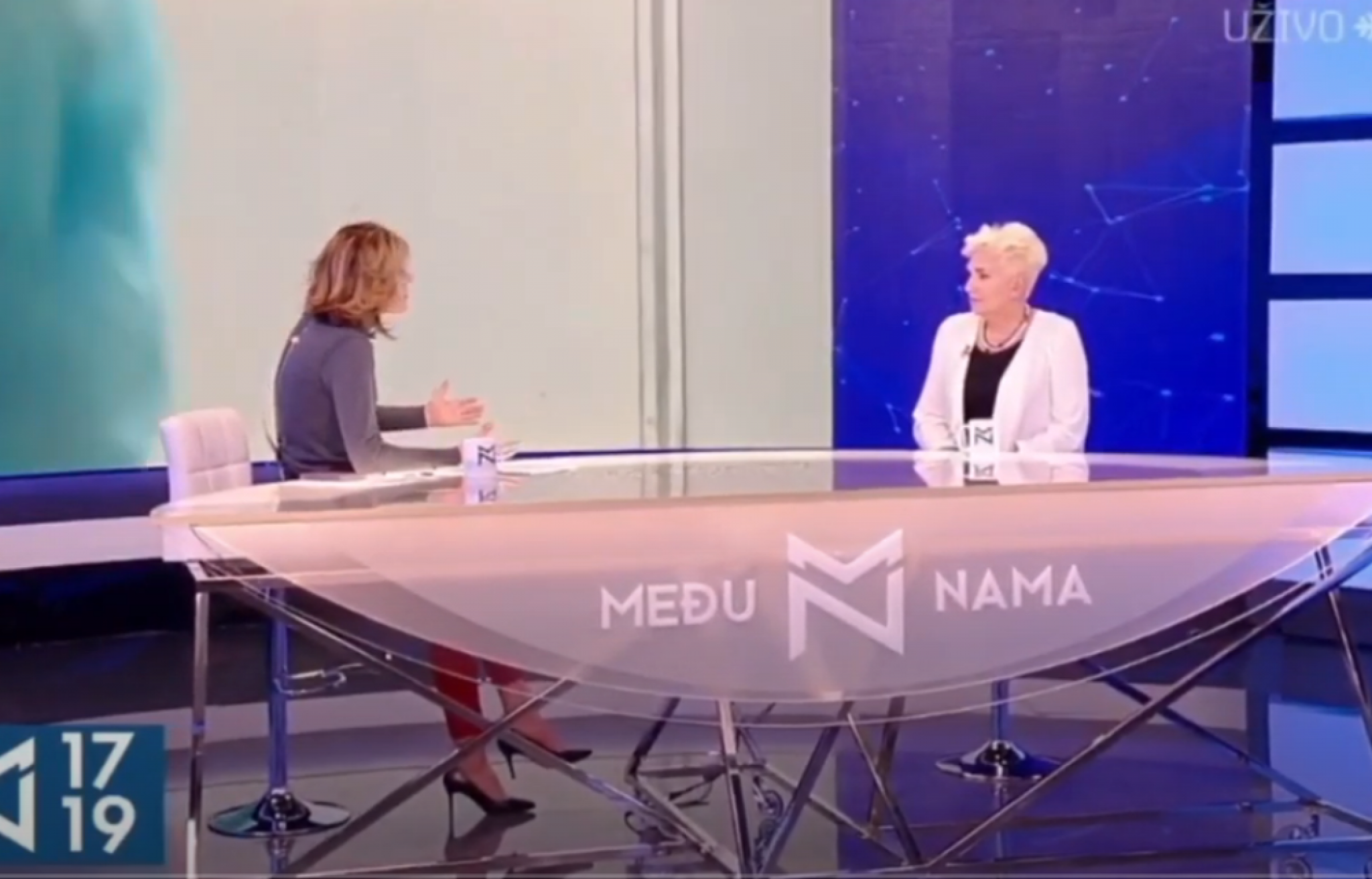 Novinarka NIN-a kritikuje postupak vakcinacije