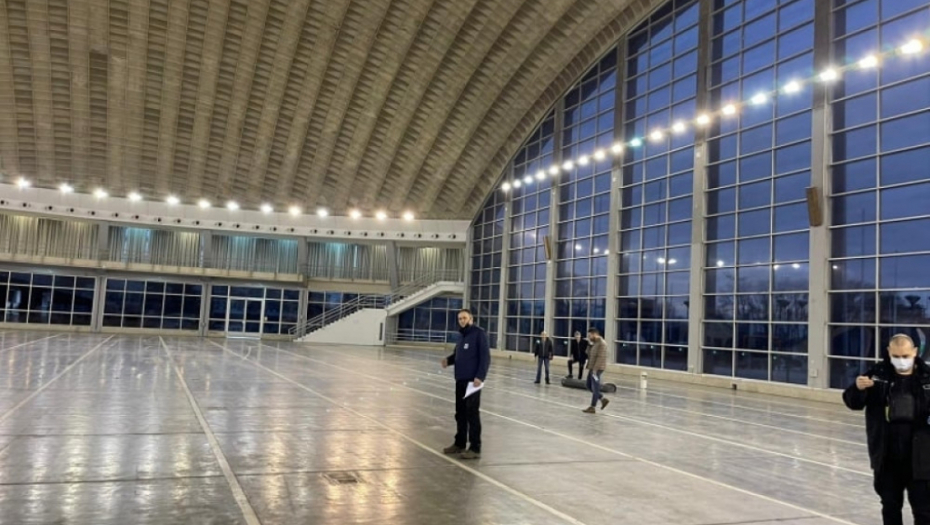 Vakcinacija, sajam, hala