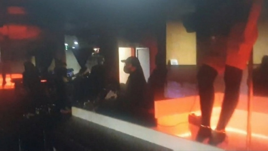 Striptiz klub Karabik dens