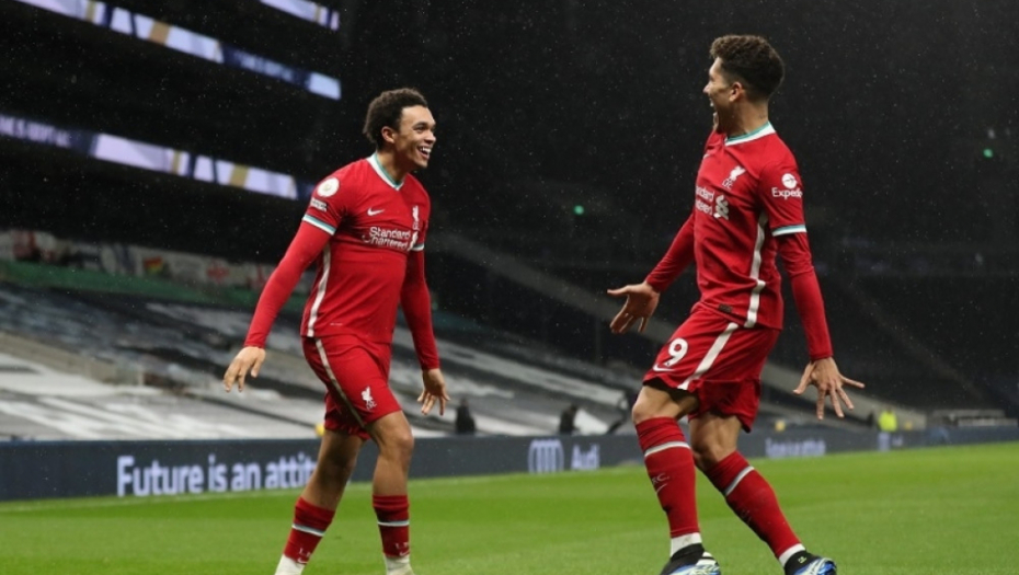 Trent Aleksander Arnold i Roberto Firmino (Liverpul)