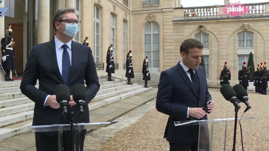 Aleksandar Vučić i Makron