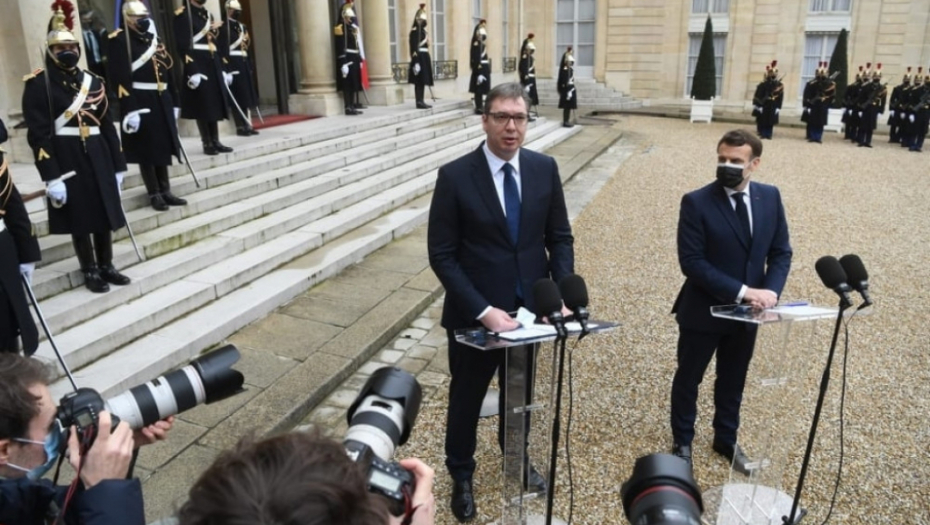 Aleksandar Vučić i Makron