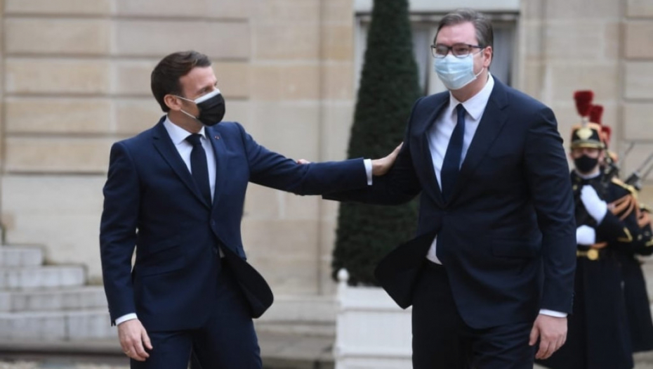 Aleksandar Vučić i Makron