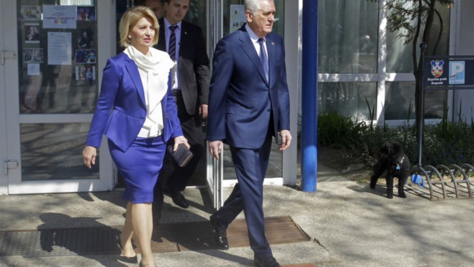 Dragica Nikolić i Tomislav Nikolić