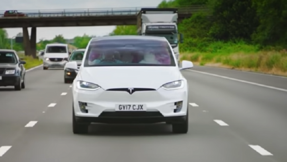 Novak Đoković, automobil