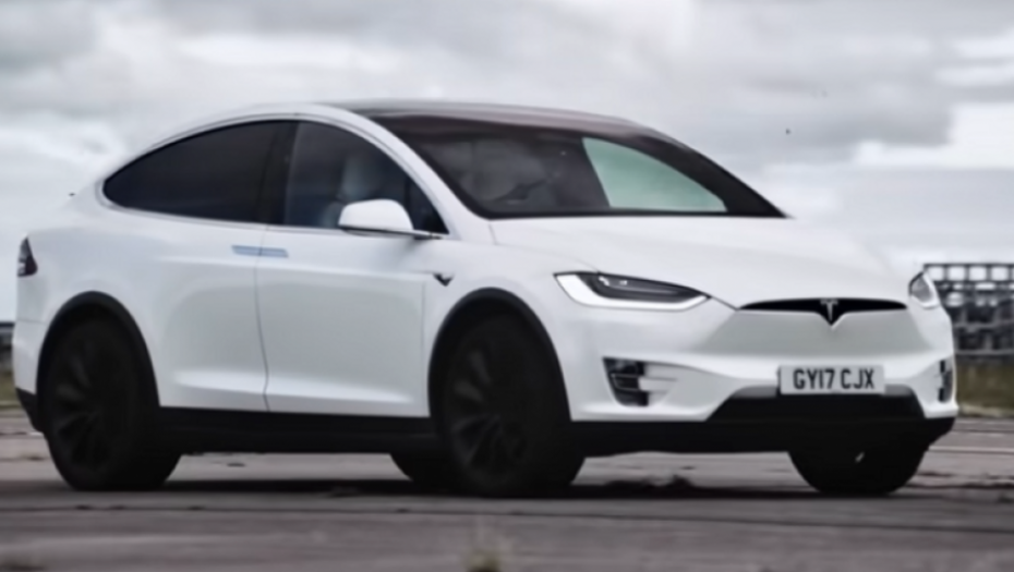 Novak Đoković, automobil