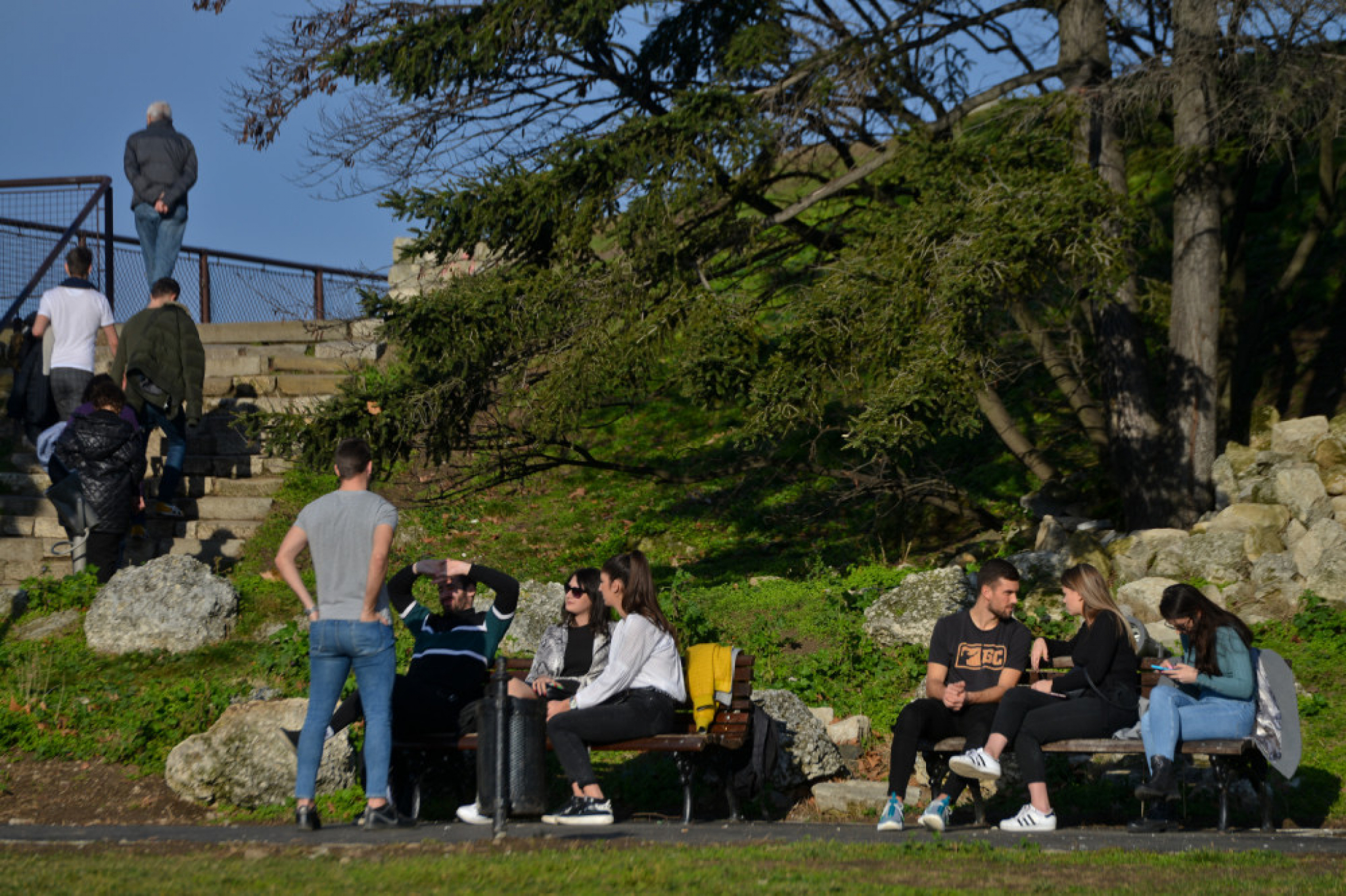 Ljudi, penzioneri, građani, vremenska prognoza