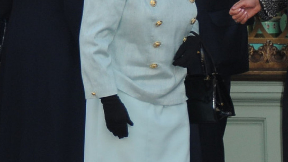 kraljica elizabeta, cipele, moda