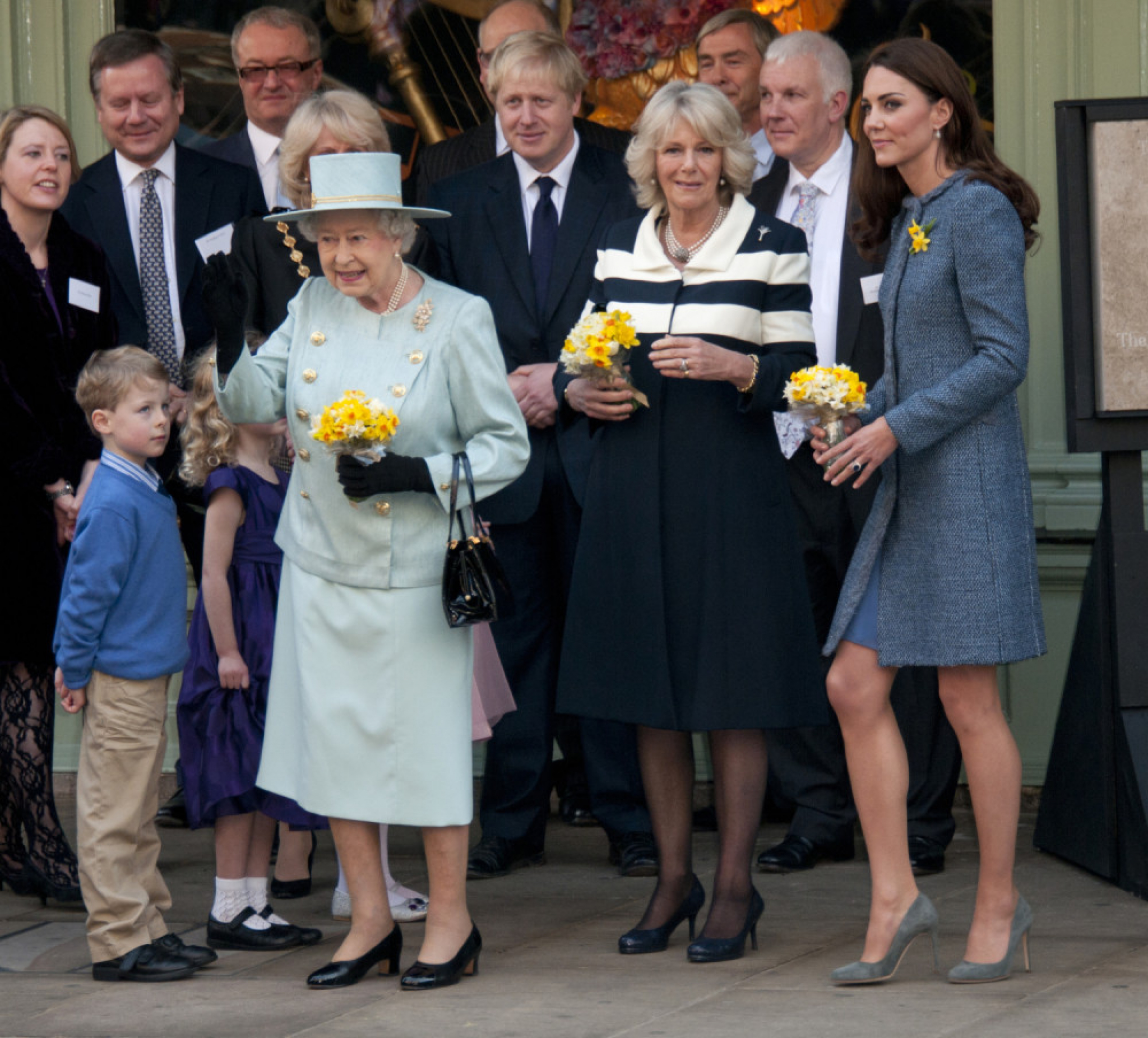 kraljica elizabeta, cipele, moda