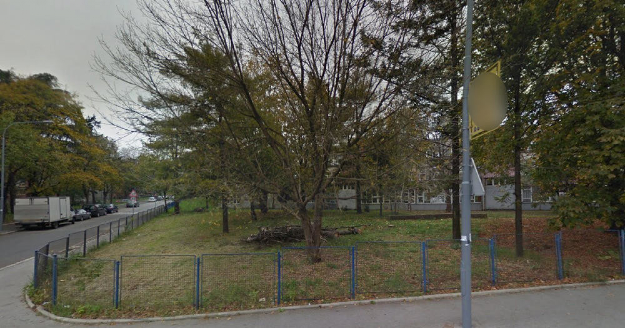 Dvori&scaron;te &scaron;kole u kojoj se dogodio napad 