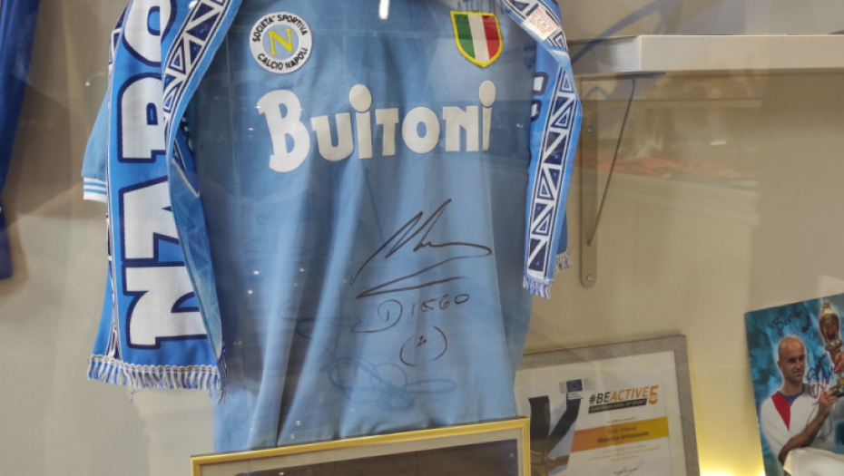 Izložba Borisa Vrhovca