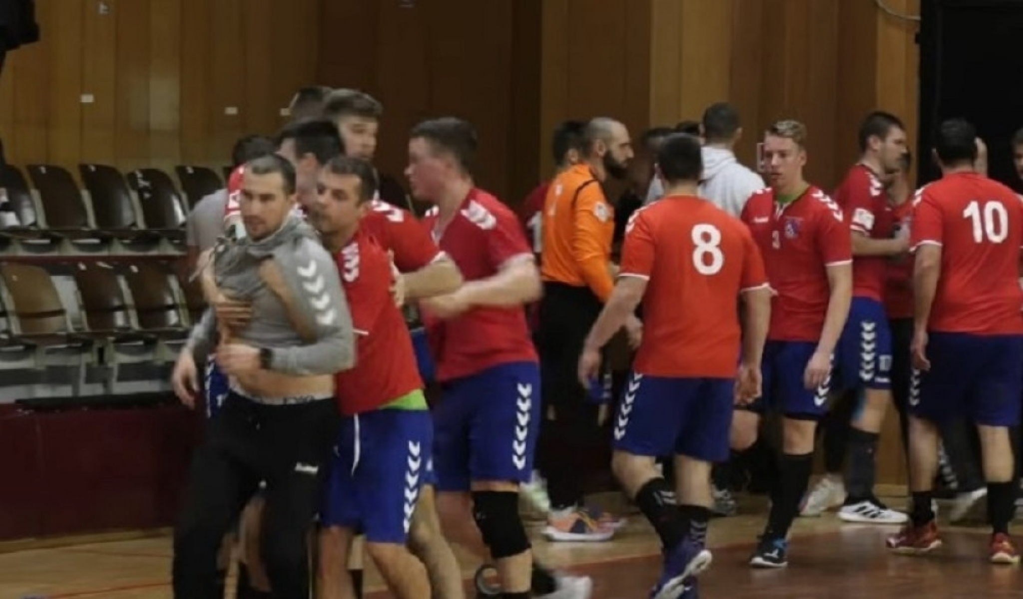 tuča na rukometnoj utakmici