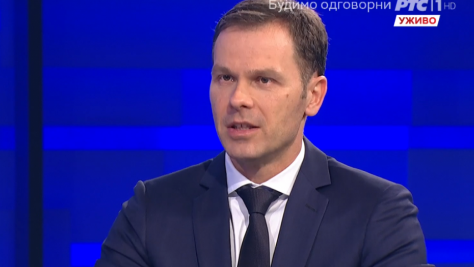 Siniša Mali, Oko magazin