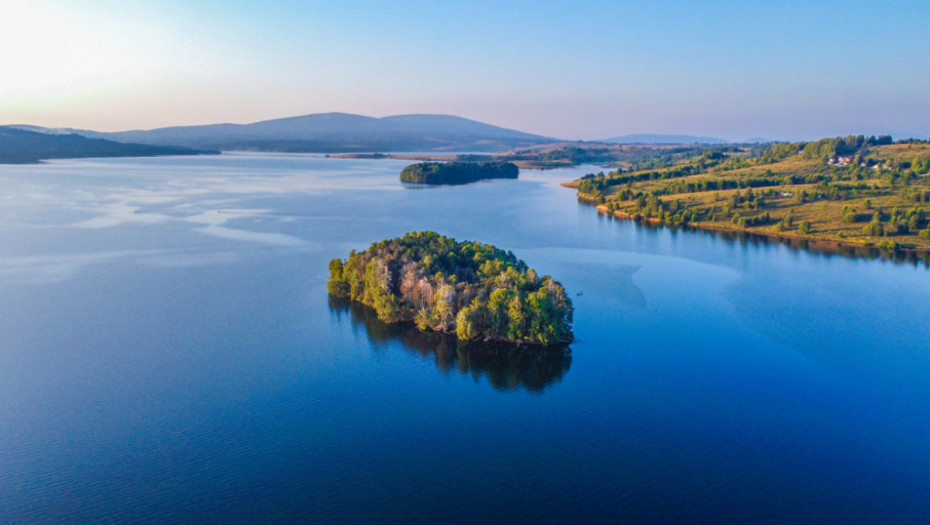 Vlasina, Vlasinsko jezero