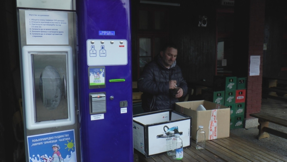 Mlekomat u u Čajetini