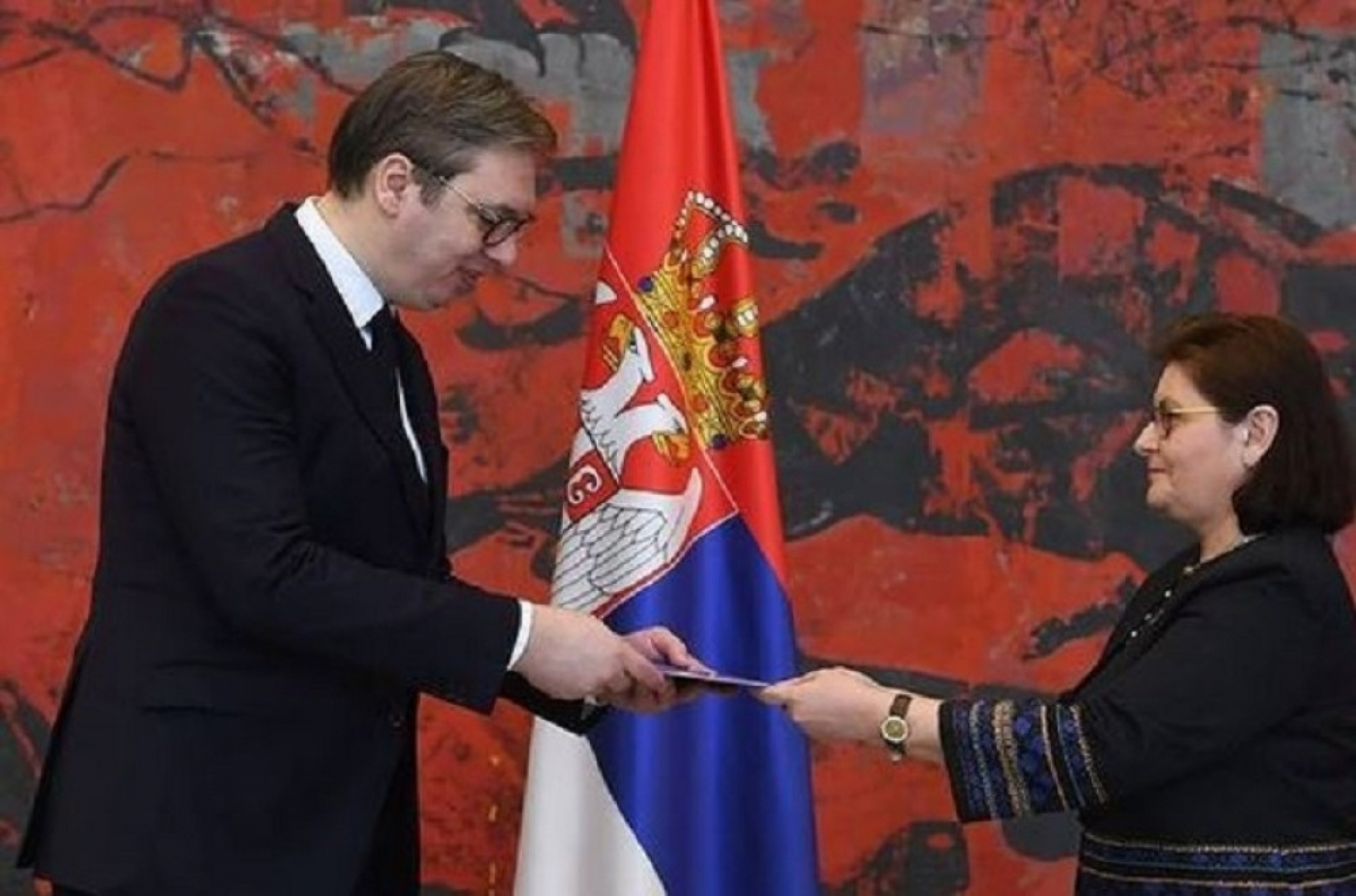 Vučić sa novom ambasadorkom Rumunije