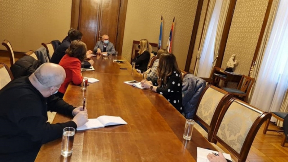 Vesić se zahvalio herojima vanrednog stanja 