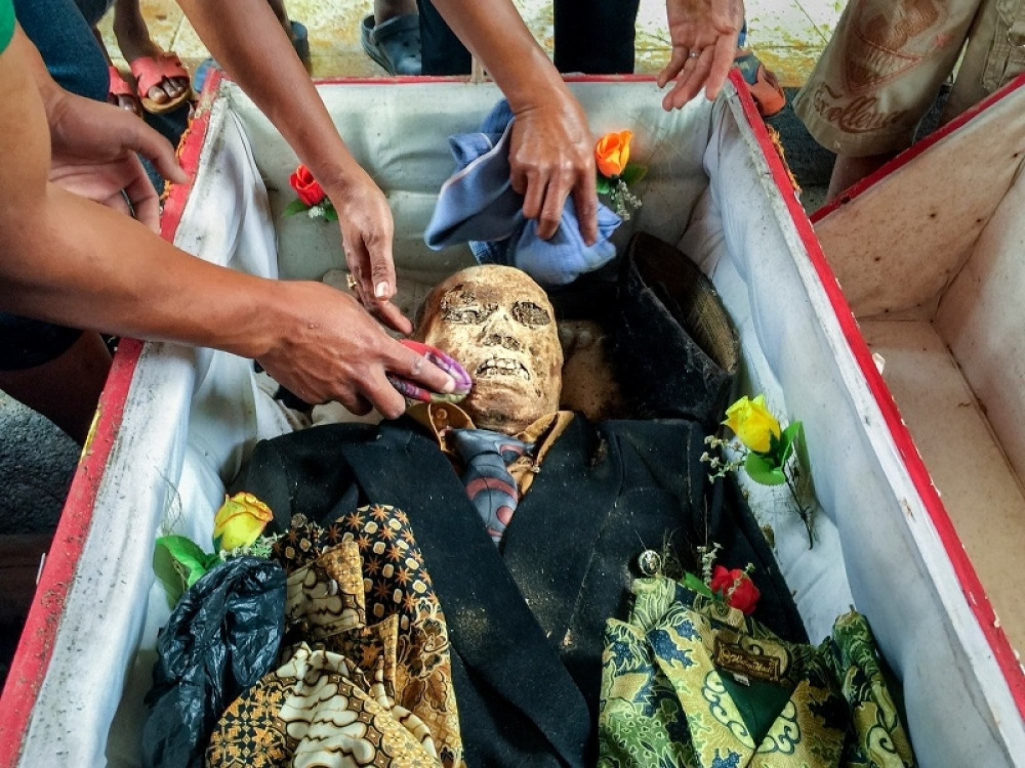 indonetija, toraja, sahrana