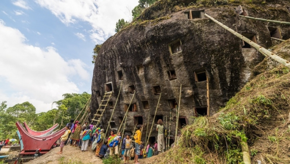 indonetija, toraja, sahrana