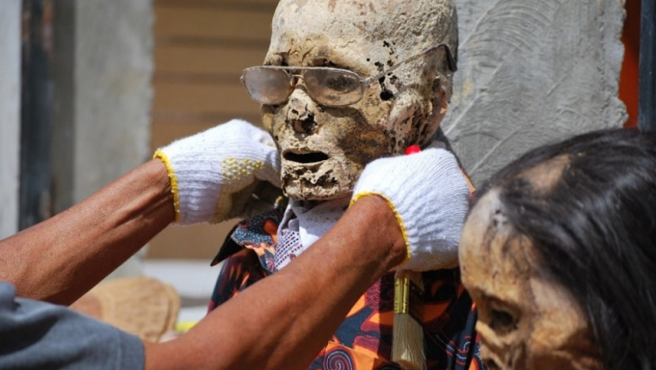 indonetija, toraja, sahrana