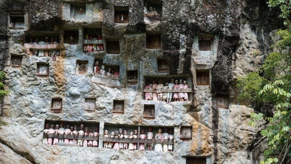 indonetija, toraja, sahrana