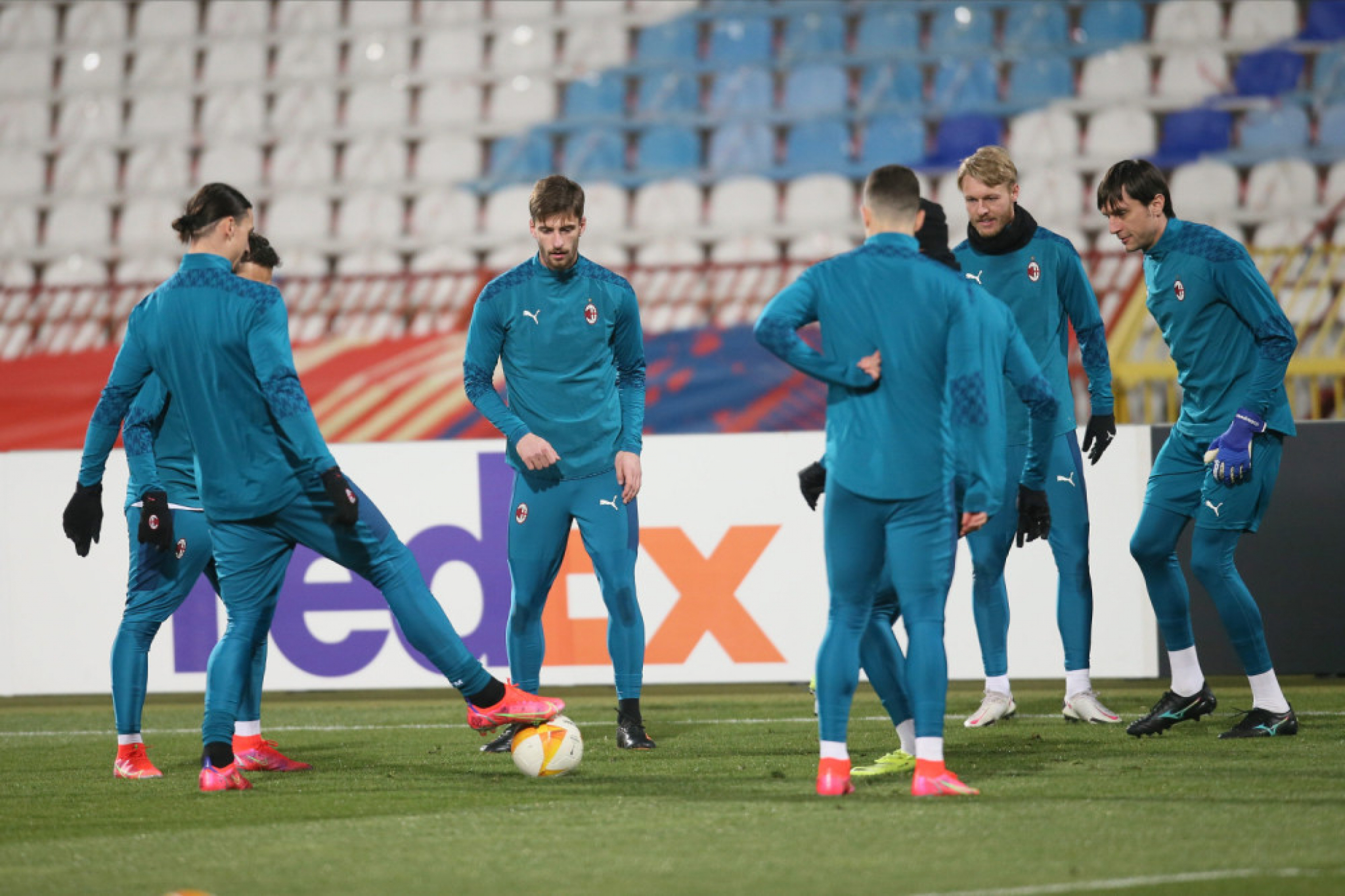 FK Crvena zvezda, FK Milan