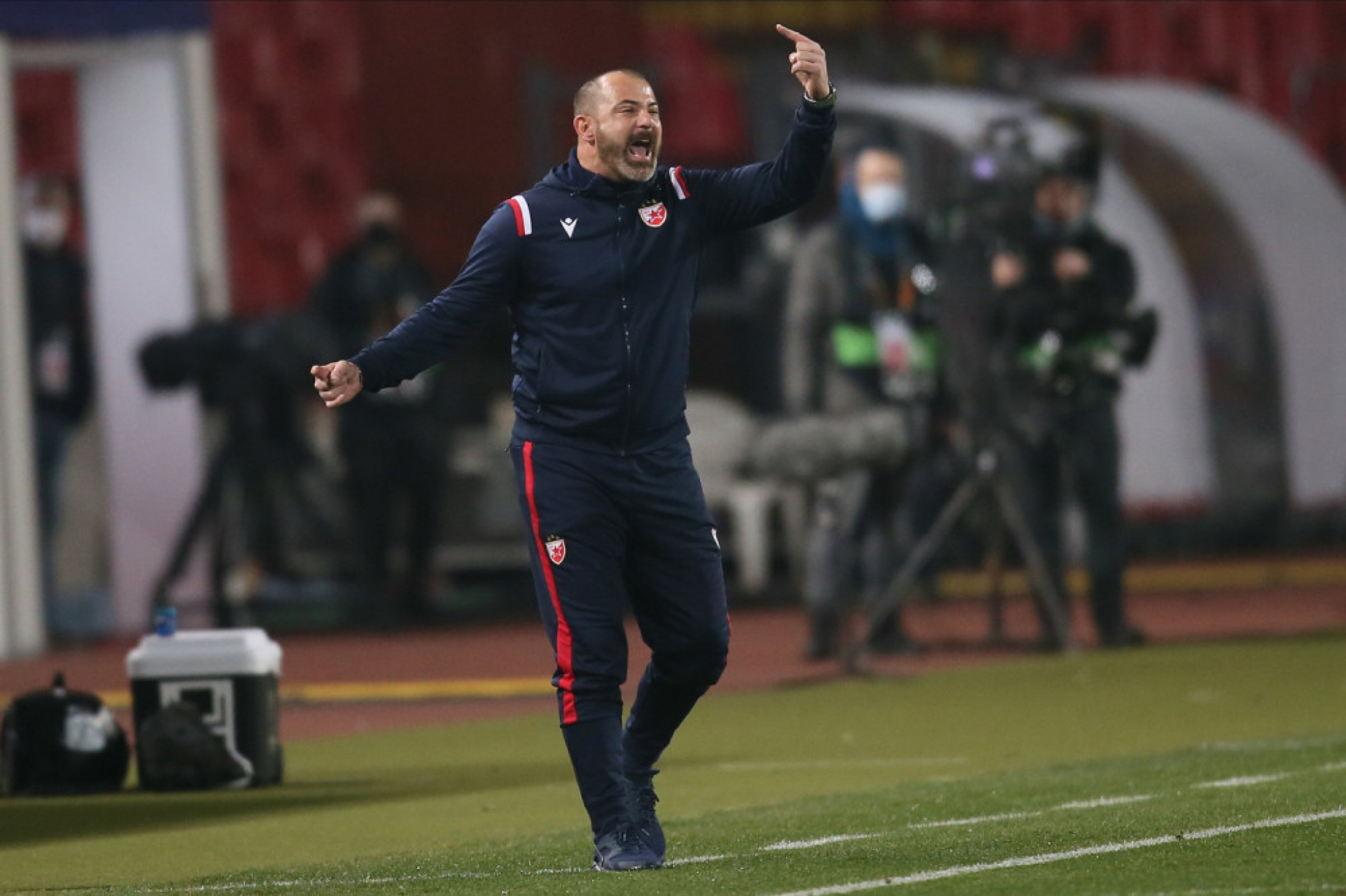 FK Crvena zvezda, FK Milan