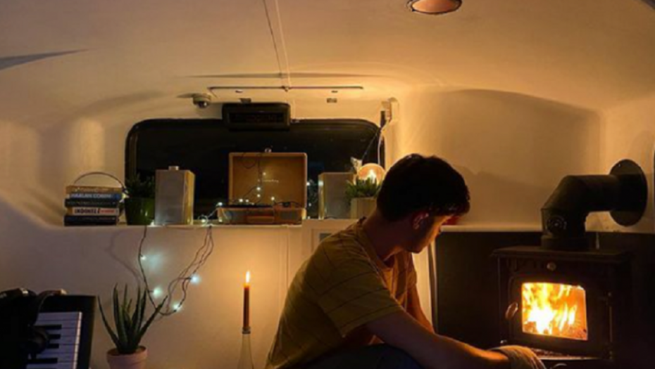 kuća napravljena od autobusa